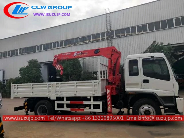 ISUZU FTR unic construction crane picture