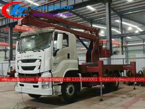 ISUZU GIGA truk pengangkat pria 20m