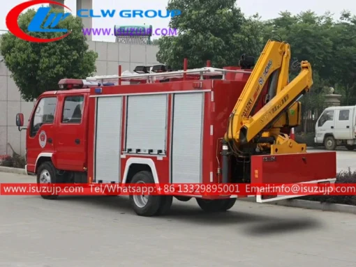 Caminhão de bombeiros internacional ISUZU NJR