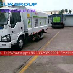 ISUZU NKR 6 ton road vacuum cleaner truck