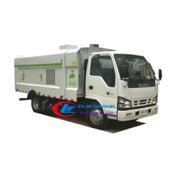 ISUZU NKR 6 ton vacuum cleaner sweeper