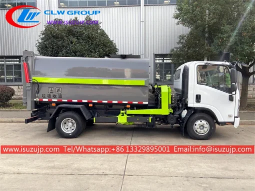 ISUZU NQR camión de basura con cargador lateral de 5 toneladas Surinam