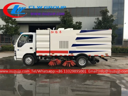 ISUZU রোড সুইপার ট্রাক রাস্তা পরিষ্কার করছে কিরগিজস্তান