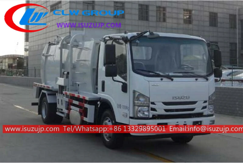 ISUZU waste management dump truck Ecuador