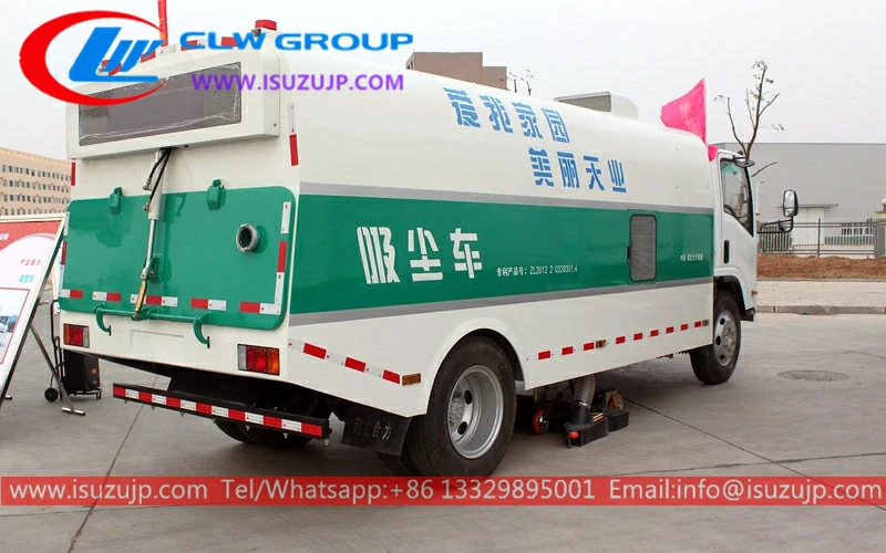 Japanese ISUZU 8ton Wet and dry vacuum cleaner sweeper vehicle