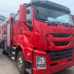 4X2 ISUZU GIGA 8000liters tender fire truck