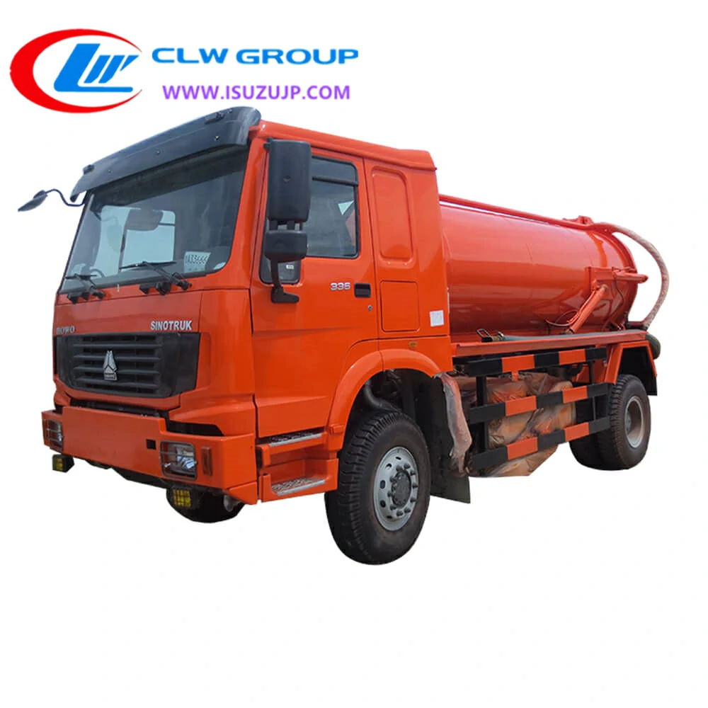 4x4 HOWO sewage vacuum truck for sale Palestine