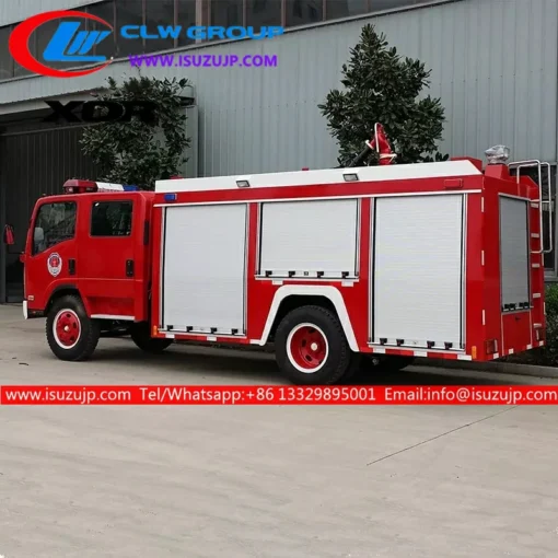 Camion dei pompieri 4x4 ISUZU NPR 5000kg mini pumper