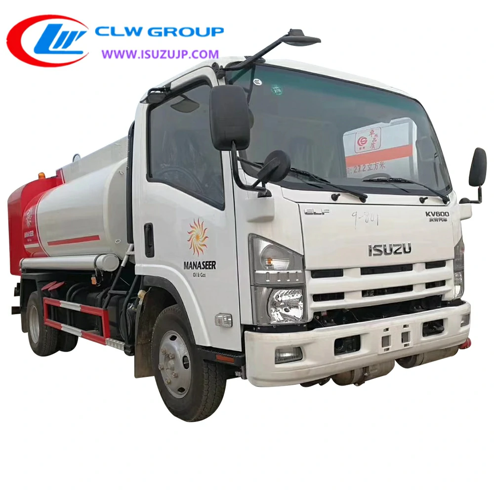 5000kg Isuzu tanker truck Madagascar