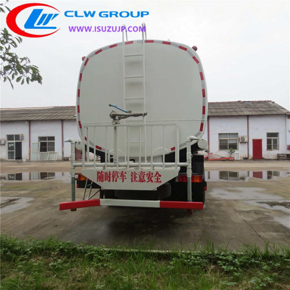 8x4 Dongfeng 30k water delivery truck for sale