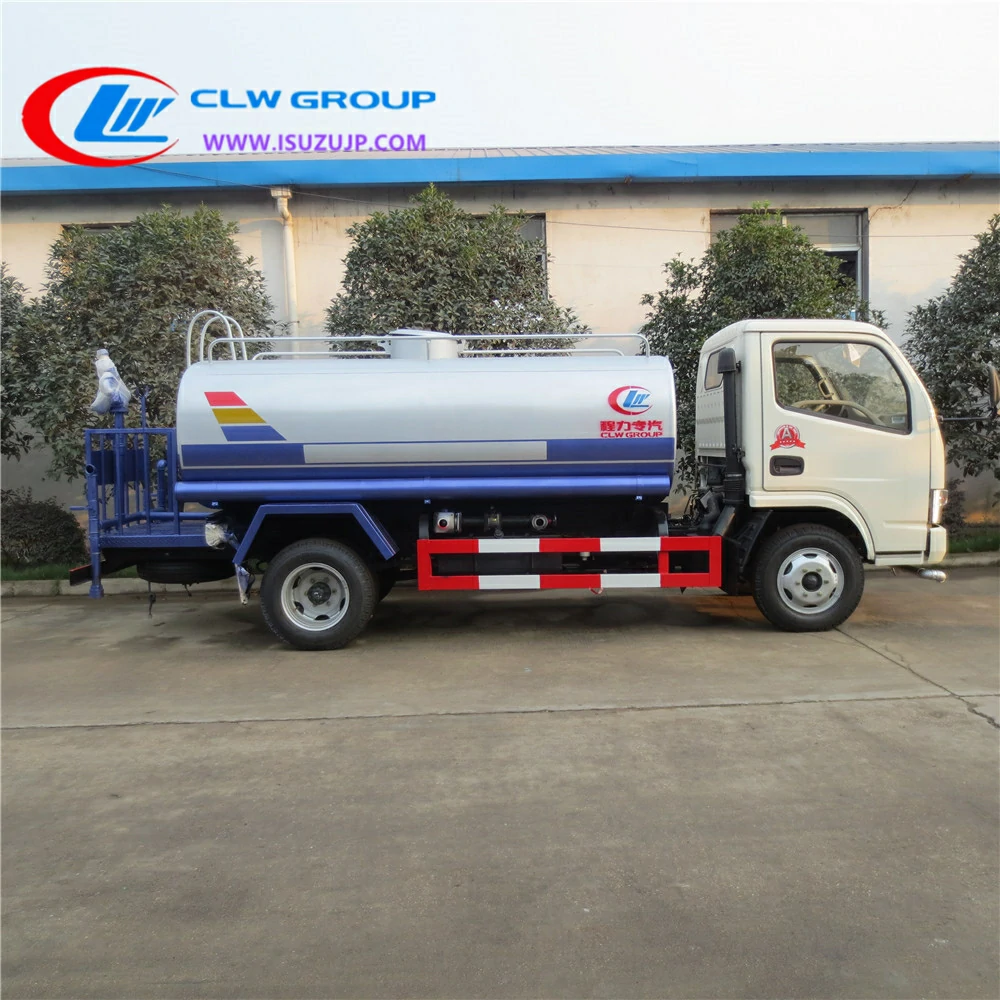 Dongfeng 5000liters water sprinkler truck for sale Egypt