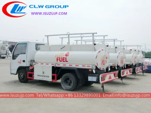 Cisterna de combustible ISUZU 3cbm en venta Indonesia