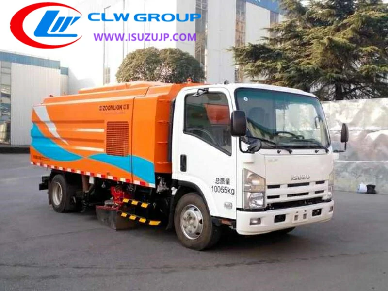 ISUZU 8 ton car park sweeper Iraq