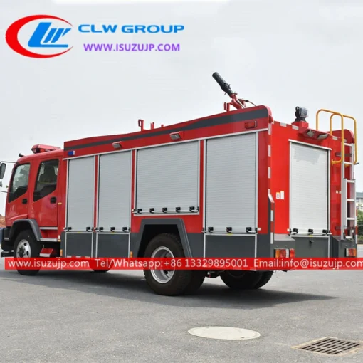 Camion dei pompieri ISUZU FTR da 6000 litri per servizi forestali