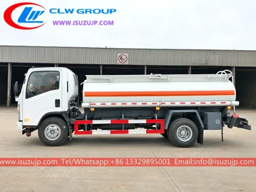ISUZU NLR 6k camion per la consegna del carburante Sri Lanka