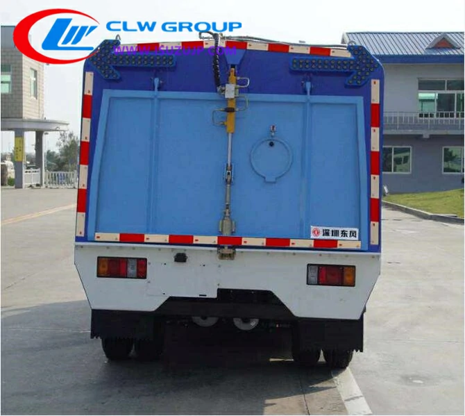 Isuzu 3 ton vacuum road sweeper for sale Azerbaijan