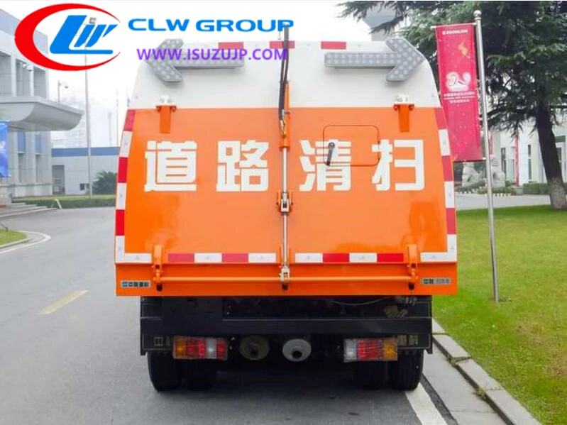 Isuzu 4 ton highway sweeper price Turkey