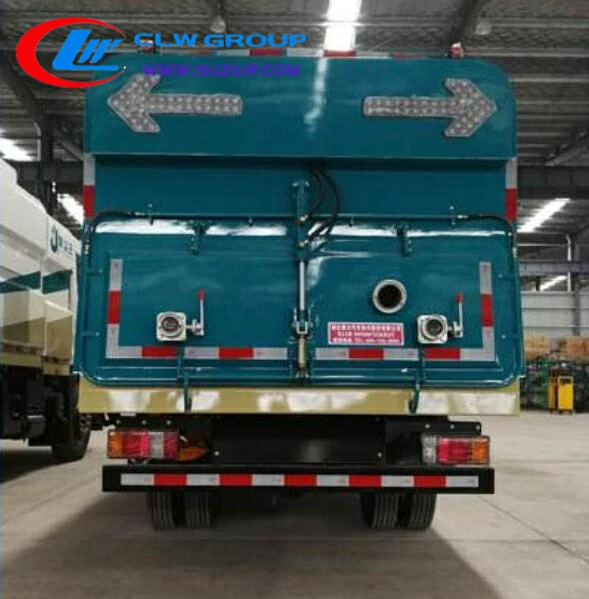 Isuzu 5 cubic meters sweeper truck price Kyrgyzstan