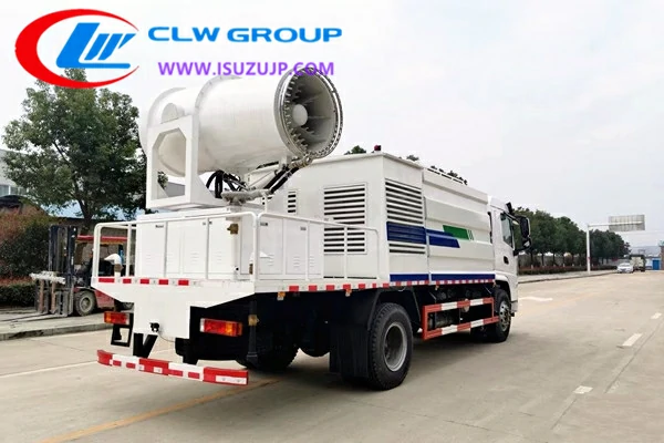Shacman 3000gallons dust control water trucks