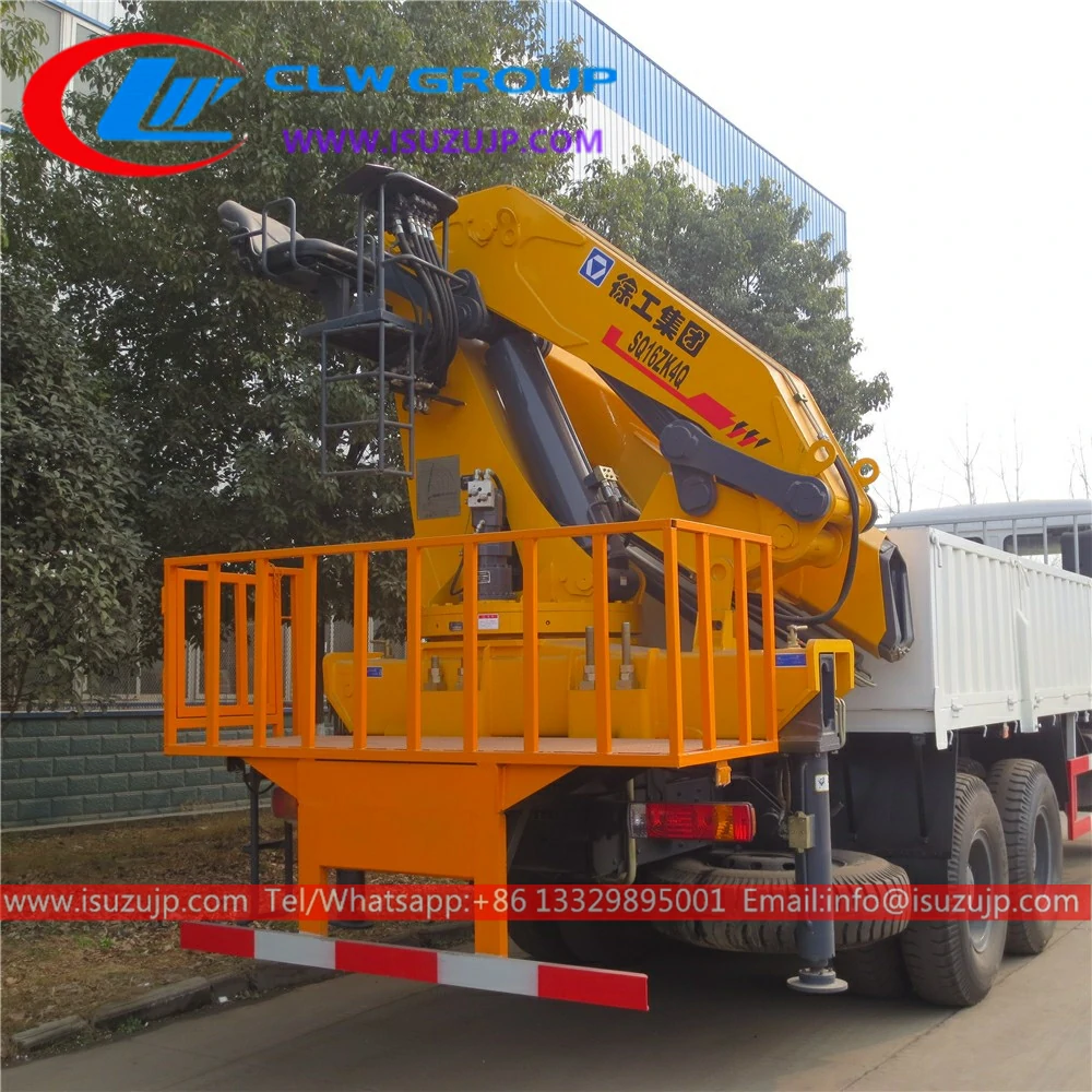 Beiben 30 ton truck crane lift