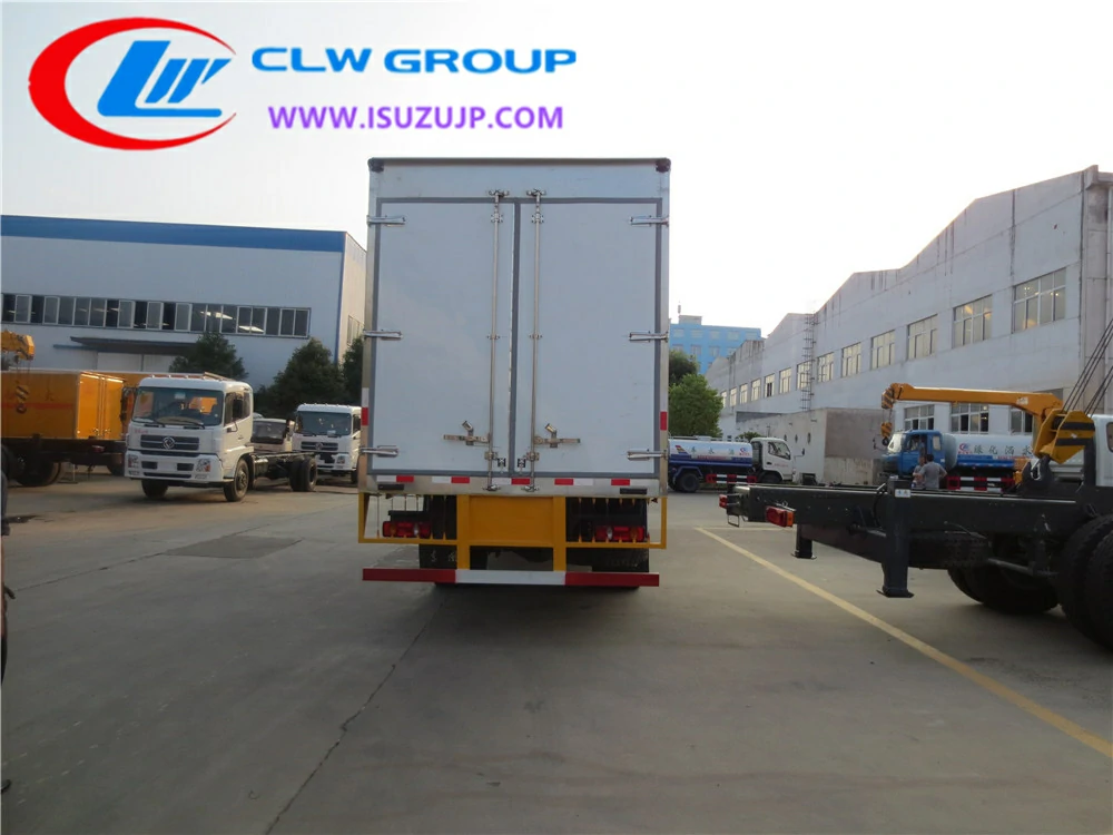 Dongfeng 12T freezer lorry