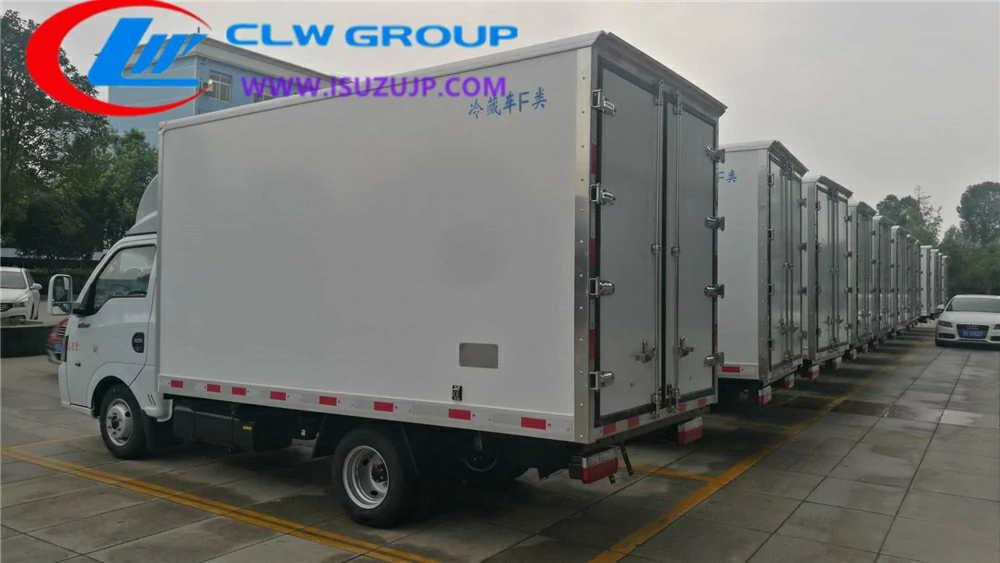 Dongfeng 2 ton freezer truck for sale