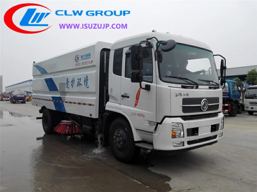 Dongfeng 8 Ton outdoor sweeper for sale Djibouti