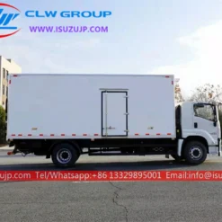 ISUZU GIGA 240HP carrier reefer truck