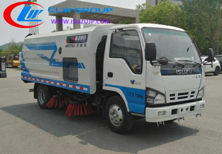 ISUZU NJR 4t dust sweeper the republic of Congo