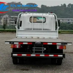 ISUZU NNR 5mt flatbed truck price