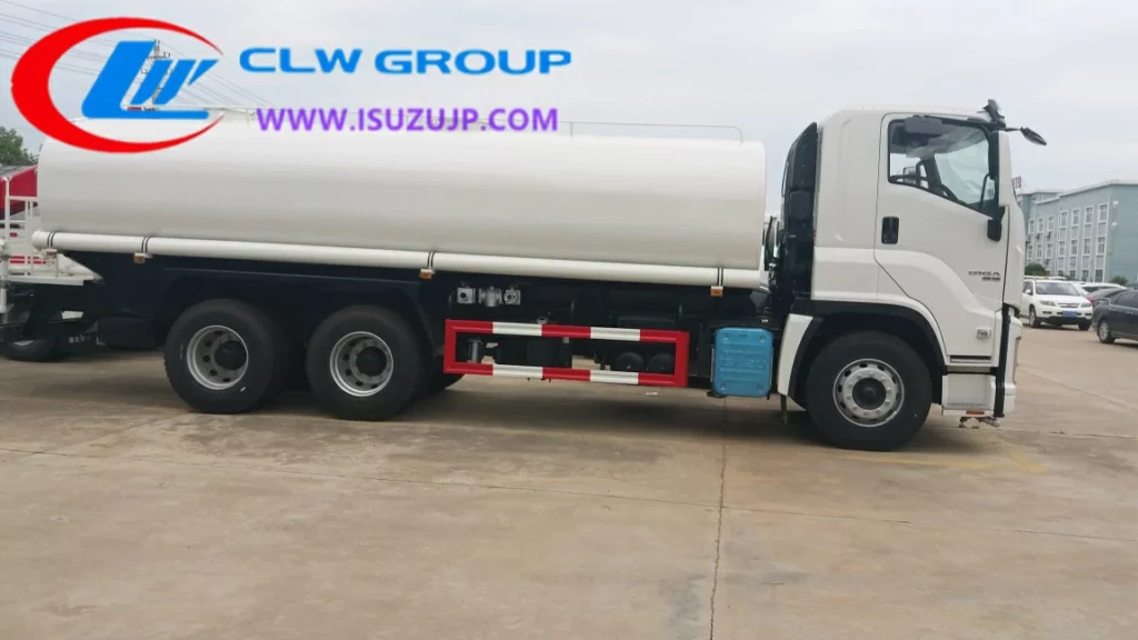 Isuzu 20 ton potable water truck