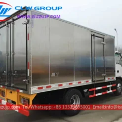 Isuzu 4.2meters stainless steel fridge truck