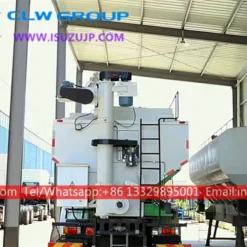 Isuzu Giga 15 tonne feed transport truck