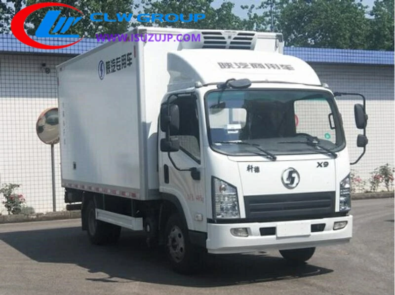 Shacman 5T freezer box truck Colombia