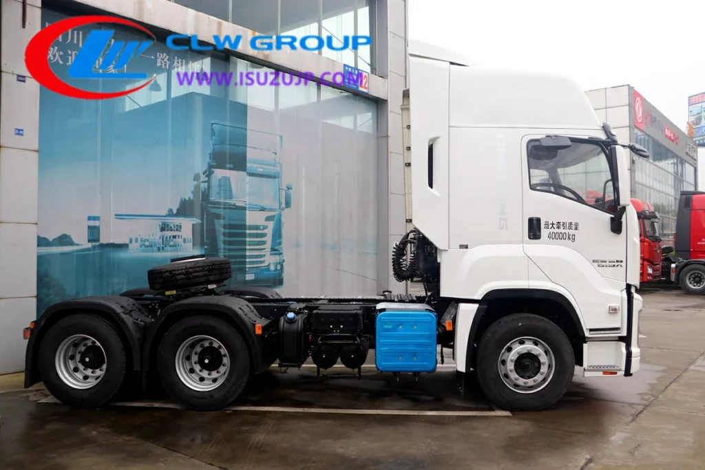 520hp Isuzu Giga tractor head truck