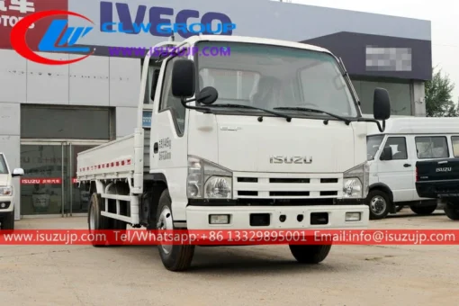 ISUZU 3 တန် ကုန်တင်ကားရောင်းရန်ရှိသည်။