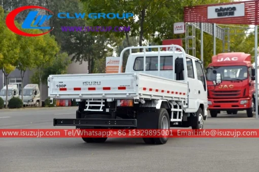 ISUZU Camion de marchandises à double cabine