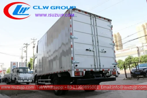 ISUZU NLR light duty box truck na ibinebenta