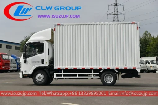 ISUZU all-wheel drive custom box truck