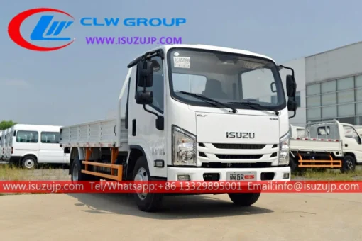 Caminhão transportadora de carga Isuzu ES7 4ton