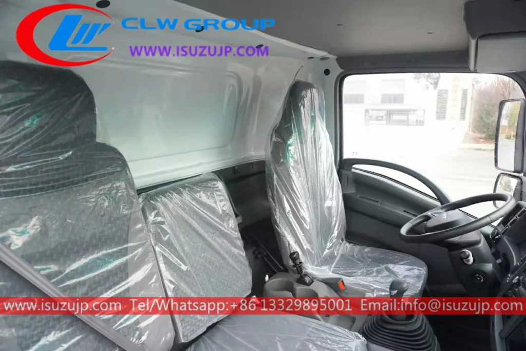 Isuzu KV600 refrigerated vehicle interior photo