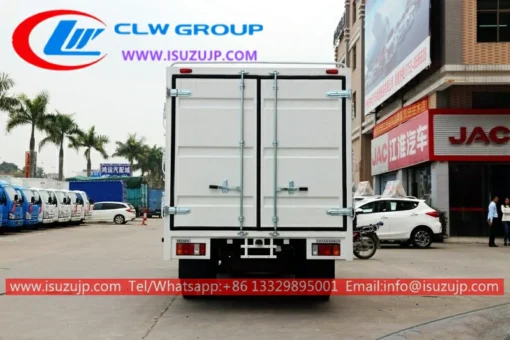 Isuzu NJR 4t flatbed အစုရှယ်ယာထရပ်ကား