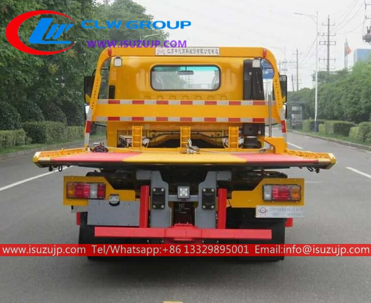 ISUZU NLR 4 ton recovery trucks for sale Vietnam