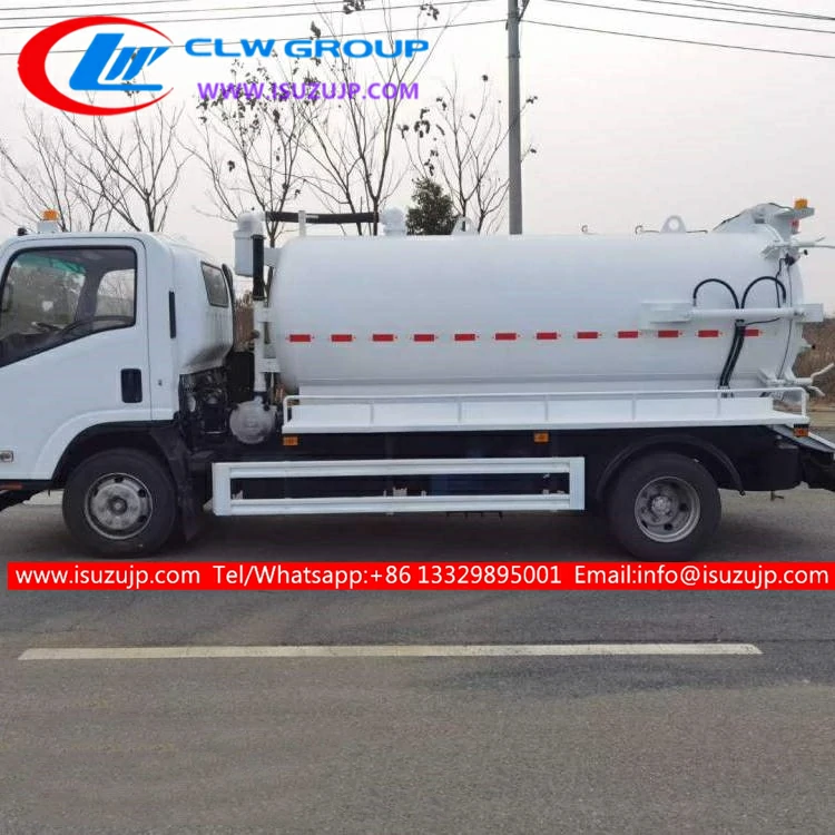 Isuzu 8 ton sewage tanker