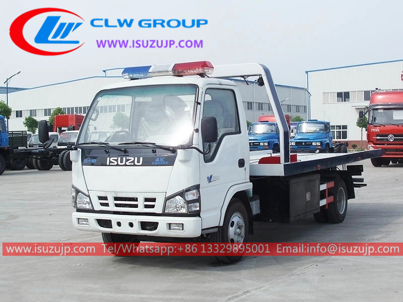 Isuzu NKR flatbed wrecker