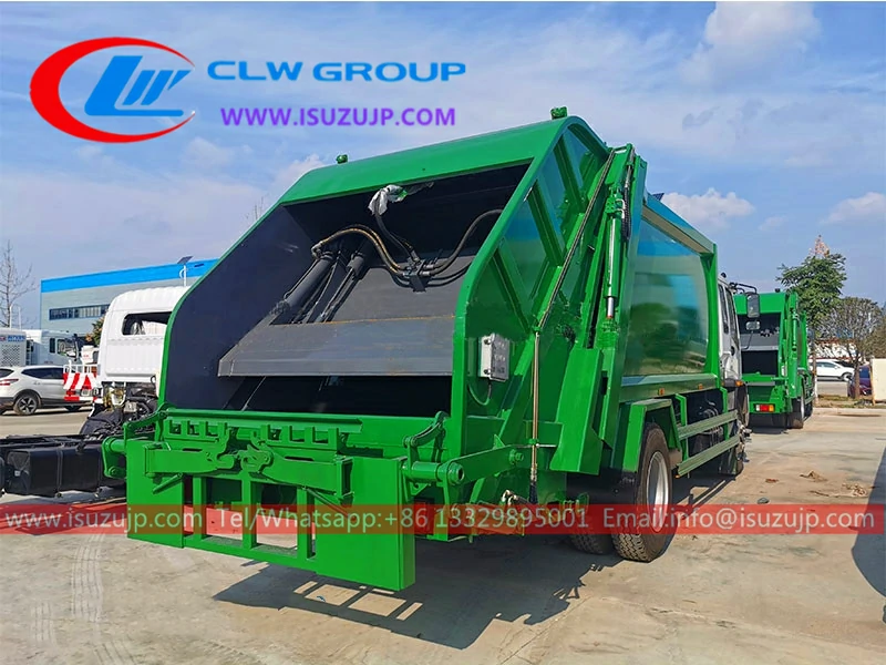 Isuzu FTR 12cbm rear loader dumpster 