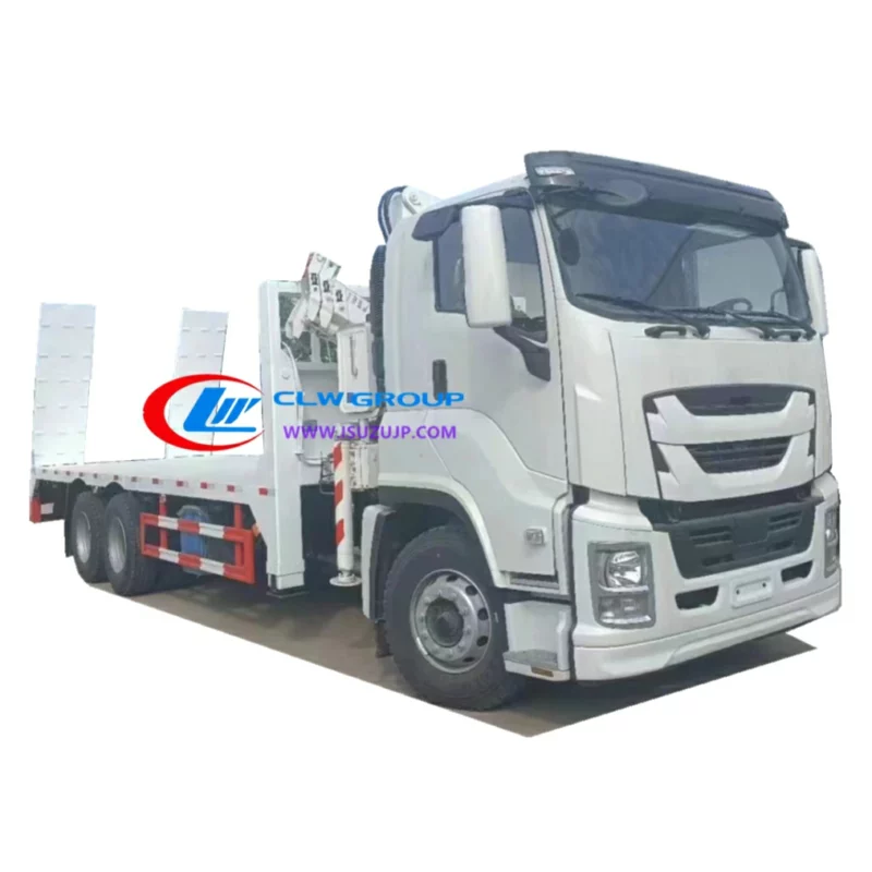 10 wheel Isuzu flatbed truck with knuckle boom for sale