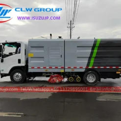 ISUZU NQR street cleaner truck