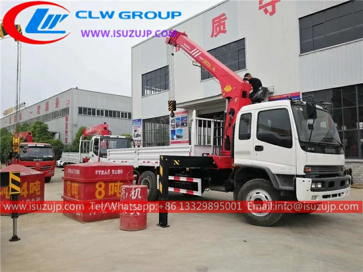 Isuzu FTR 8T service truck with crane for sale