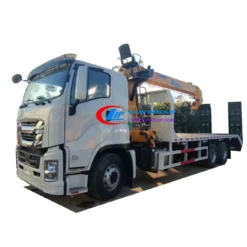 Isuzu heavy duty flat deck truck with crane for sale